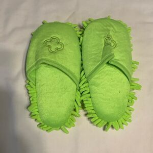 Microfiber house (cleaning) slippers in lime green.  NWT